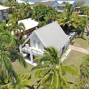 A- Frame On Ferguson! Emu Park